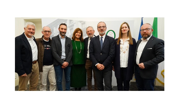 immagine articolo:"A SCUOLA CON L'AVIS", SOLIDARIETA' PROTAGONISTA IN CONSIGLIO REGIONALE