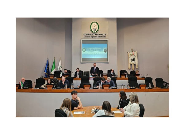 immagine articolo:IL CONSIGLIO REGIONALE CELEBRA CARLO URBANI