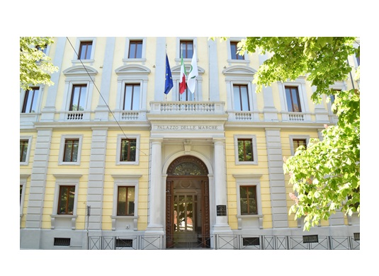 immagine articolo:AVVISO PUBBLICO PER COLLEGIO REVISORI CONTI REGIONE MARCHE